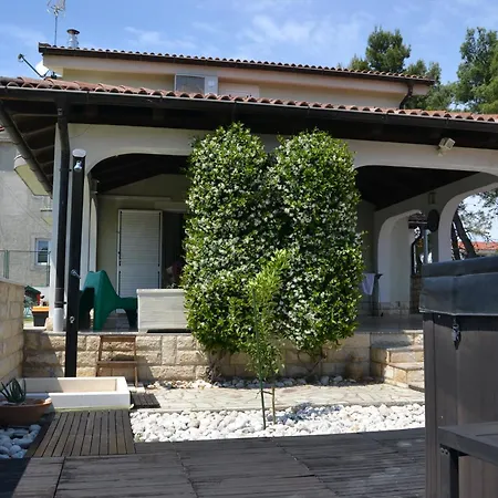 Melosa Villa